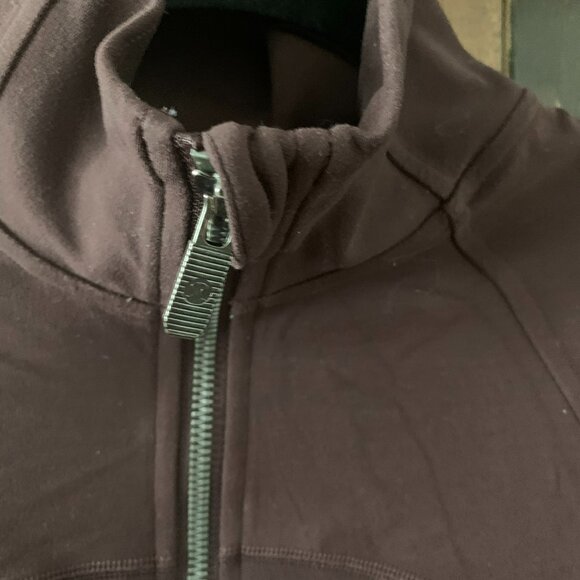 Lululemon Contour Jacket Women's Size 6 - Picture 2 of 9